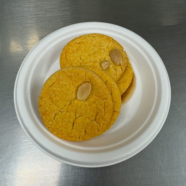 Almond Cookies.